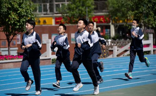 高考落榜不能复读 教育界的反应来了,但仍需留意新的变化